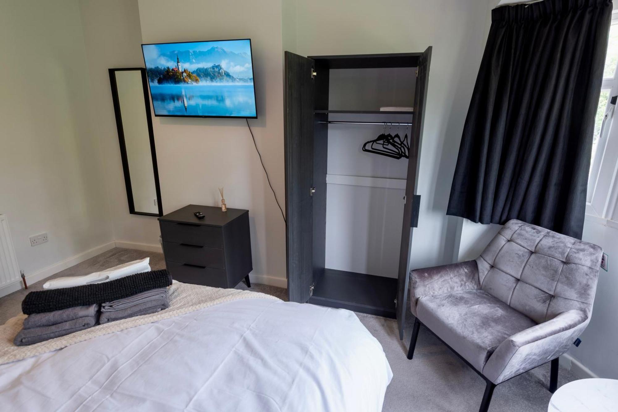 Double Room In Refurbished 5 Bed Home With Wifi And Tv BW Room 4 Solihull Exterior foto